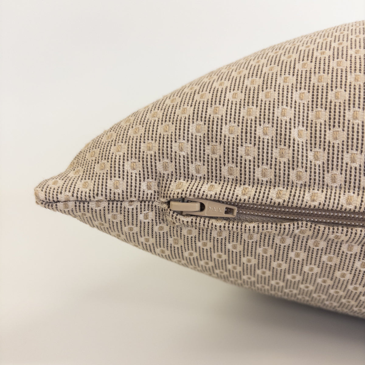 Farren Pillow Cover, Tweed HomeStyle Fabrics