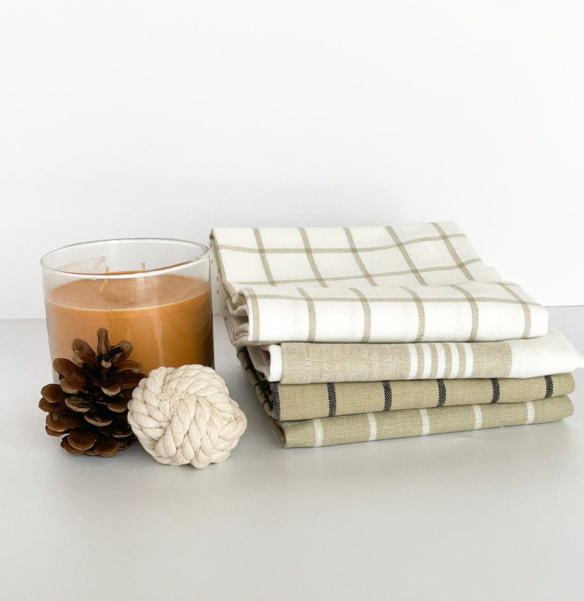 http://www.homestylefabrics.ca/cdn/shop/products/beige-check-farmhouse-kitchen-towels-527752_1200x1200.jpg?v=1699398554