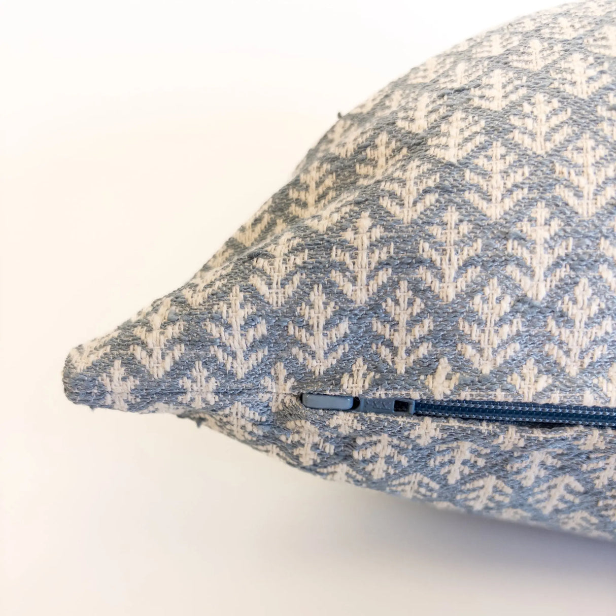 Flora Botanical Pillow Cover, Coneflower - HomeStyle Fabrics