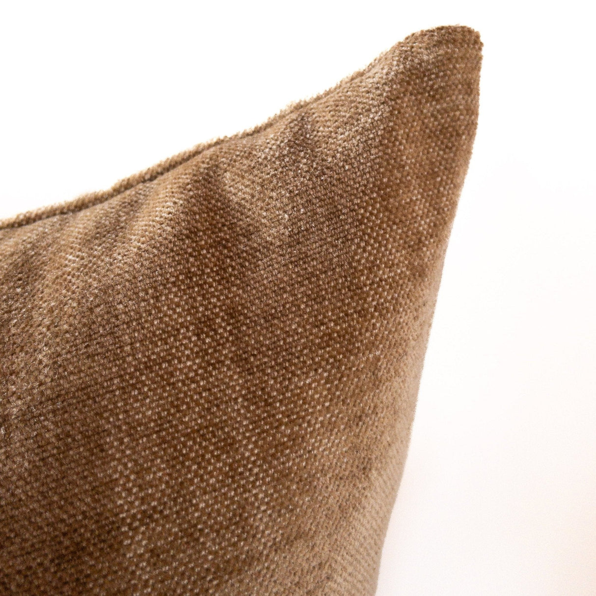 Jaylan Chenille Pillow Cover, Nutmeg - HomeStyle Fabrics