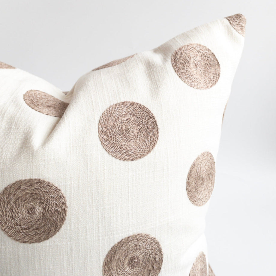 Cream throw outlet pillow covers